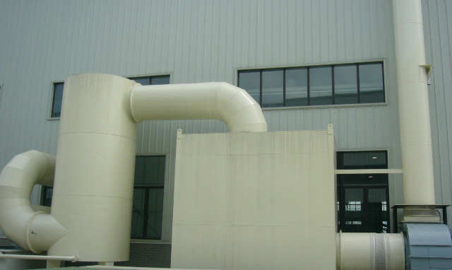 Spray painting exhaust gas treatment